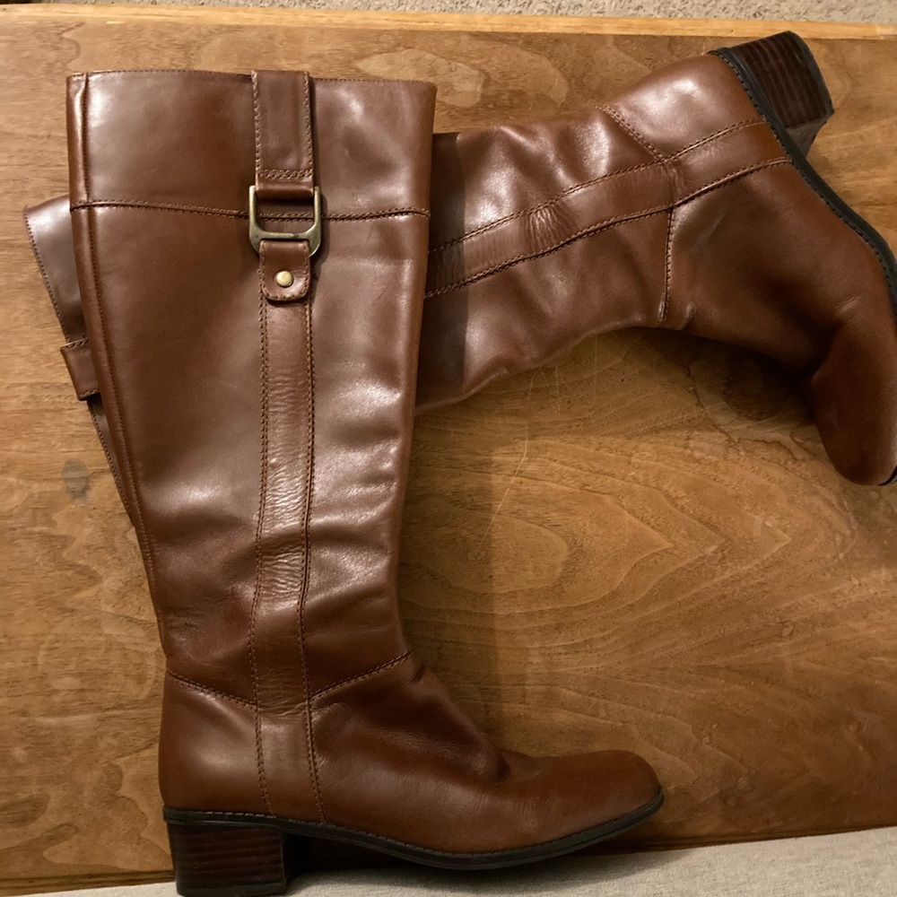 Tall Leather Women’s Boots